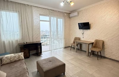 Alquiler de apartamento luminoso y confortable, Batumi, Georgia