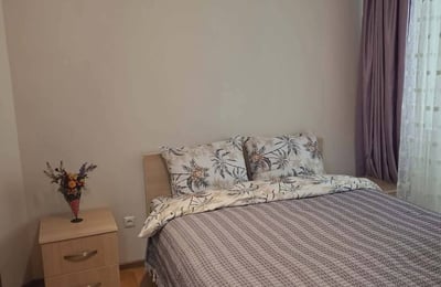 Location d'un appartement lumineux et meublé, 40 m², Batoumi, Géorgie