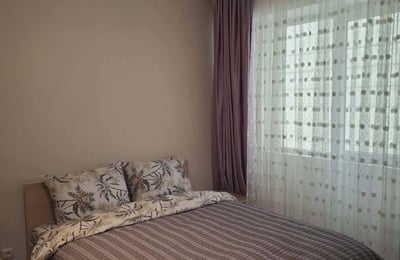 Location d'un appartement lumineux et meublé, 40 m², Batoumi, Géorgie