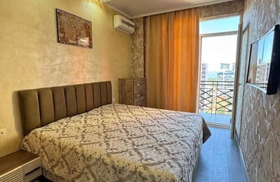 Rent a luxury, spacious apartment with sea and mountain view, 118 m², Batumi, Georgia