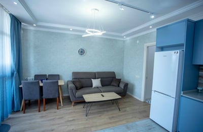 Location d'un appartement premium et entièrement meublé, 67 m², Batoumi, Géorgie