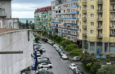 Alquiler de apartamento amplio y confortable, 110 m², Batumi, Georgia