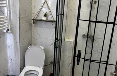 Location d'un appartement cosy et meublé avec balcon, 45 m², Batoumi, Géorgie