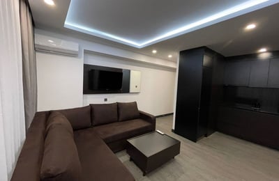 Alquiler de apartamento luminoso y amueblado, 62 m², Batumi, Georgia
