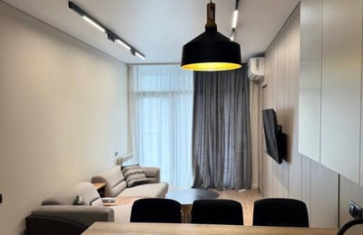 Location d'un appartement lumineux et moderne, 62 m², Black Sea Tower, Batoumi, Géorgie