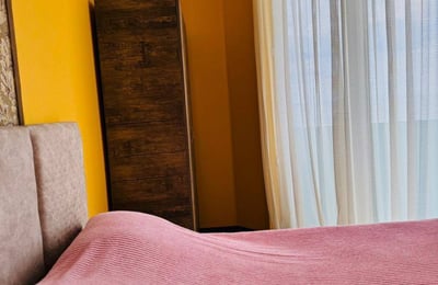 Location d'un appartement lumineux, 50 m², Batoumi, Géorgie