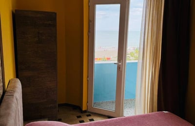 Location d'un appartement confortable et entièrement meublé, Batoumi, Géorgie