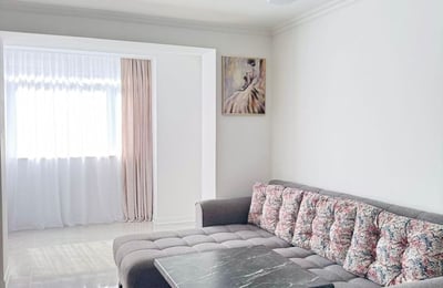 Location d'un appartement lumineux et cosy près du parc, Batoumi, Géorgie