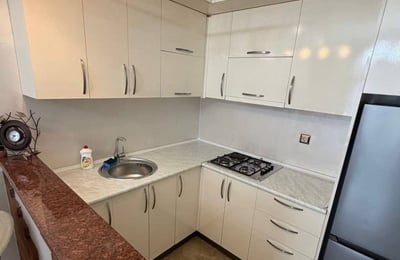 Аренда светлой, комфортной квартиры с балконом, 45 м², Батуми, Грузия