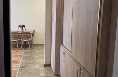 Vermietung einer hellen, komfortablen Wohnung mit Balkon, 55 m², Batumi, Georgien