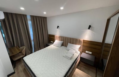 Alquiler de apartamento luminoso y amueblado, 62 m², Batumi, Georgia