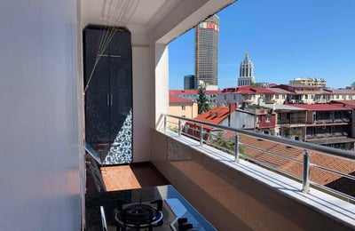 Location d'un appartement lumineux et spacieux, 65 m², Batoumi, Géorgie