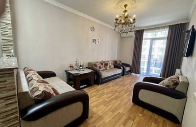 Vermietung einer hellen, komfortablen Wohnung, 52 m², Batumi, Georgien