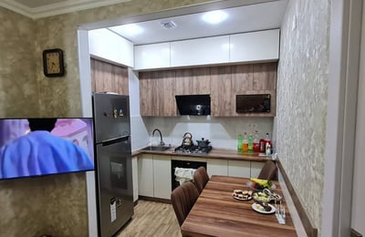 Vermietung einer möblierten, komfortablen Wohnung, 55 m², Batumi, Georgien