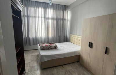 Alquiler de apartamento luminoso y amplio, 70 m², Batumi, Georgia