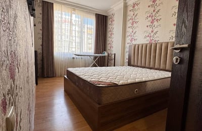 Alquiler de apartamento luminoso y amplio, 55 m², Batumi, Georgia