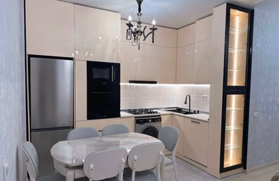 Alquiler de apartamento luminoso y moderno, 55 m², Batumi, Georgia
