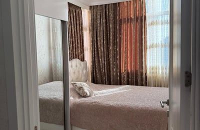 Appartement spacieux 85m² à louer près du stade, Batoumi, Géorgie