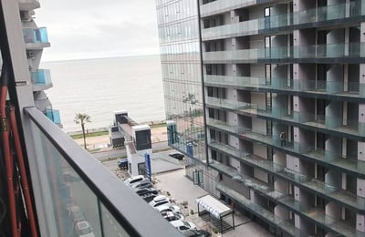 Аренда студии 38м² с видом на море, Батуми, Грузия