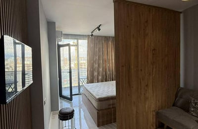 Helles Studio 30m² zur Miete in Meeresnähe, Batumi, Georgien
