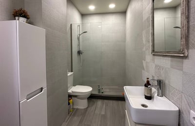 Casa 240m² con vistas al mar y a la montaña en alquiler, Kvariati, Batumi, Georgia