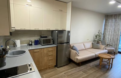 Appartement 45m² avec vue panoramique sur la ville à louer, Batoumi, Géorgie