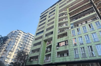 Apartamento espacioso 147m² en alquiler cerca del parque, Batumi, Georgia