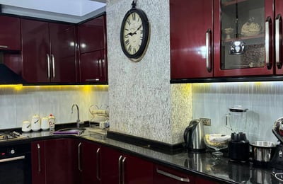Appartement spacieux et cosy 148m² à louer, Batoumi, Géorgie
