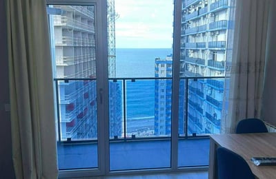 Аренда квартиры 68м² с видом на море, Батуми, Грузия