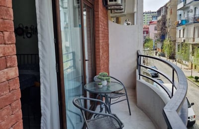 Apartamento de diseño 38m² en alquiler, Batumi, Georgia