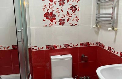 Gemütliche möblierte Wohnung 75m² zur Miete in Alt-Batumi, Georgien