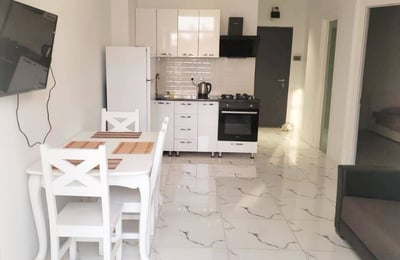 Gemütliche Wohnung 60m² zur Miete, Batumi, Georgien