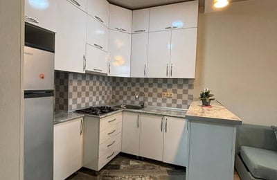 Appartement moderne 57m² à louer près du parc, Batoumi, Géorgie