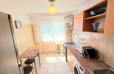Alquiler de un acogedor apartamento de 3 habitaciones, 70 m², Rahova, Bucarest, Rumanía