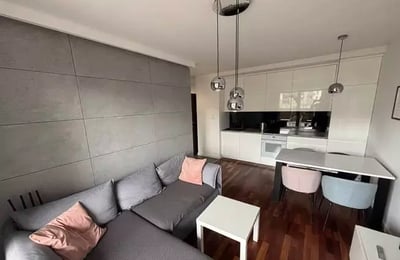 Долгосрочная аренда 3-комнатной квартиры с террасой 50 м², район Ягодно, Вроцлав, Польша