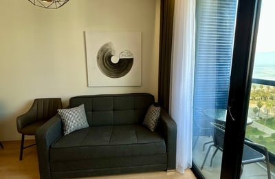 Alquiler de un nuevo apartamento de 50 m² con vista panorámica al mar, Batumi, Georgia