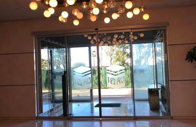 Alquiler de un estudio con vistas panorámicas al mar y al bulevar, 30 m², Batumi, Georgia