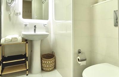 Alquiler de un estudio con vistas panorámicas al mar y al bulevar, 30 m², Batumi, Georgia