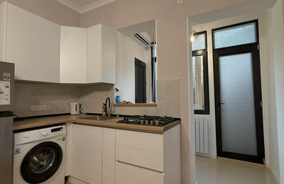 Alquiler de apartamento limpio y acogedor, 50 м², Chughureti, Tbilisi, Georgia