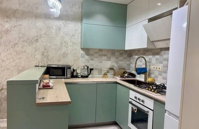 Сдаётся в аренду уютная и меблированная квартира (66 м²) в Батуми
