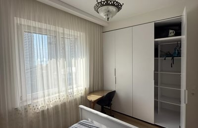 Location longue durée d’un appartement 5 pièces 90 m², quartier Khimshiashvili, Batoumi, Géorgie