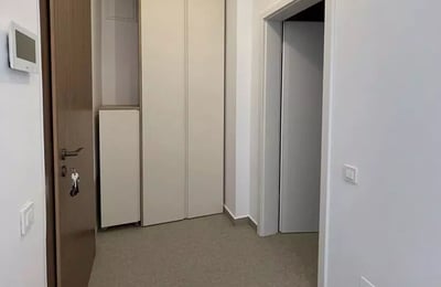 Долгосрочная аренда 2-комнатной квартиры, 65 м², в Брашове, Румыния