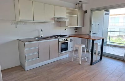 Alquiler de amplio y luminoso apartamento, Buenos Aires, Argentina