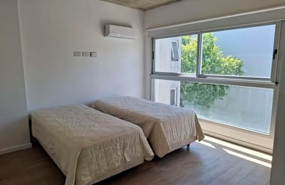 Alquiler de amplio y luminoso apartamento, Buenos Aires, Argentina