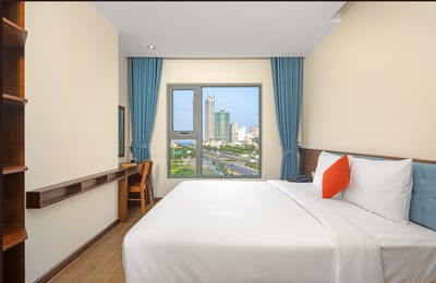 Rent a spacious, furnished apartment with pool, Son Tra, Da Nang, Vietnam
