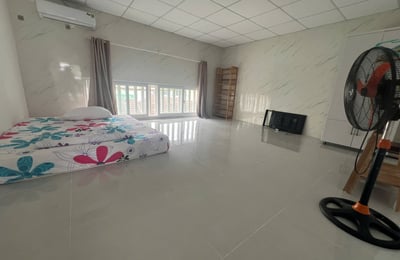 Rent a spacious penthouse with balcony, Da Nang, Vietnam