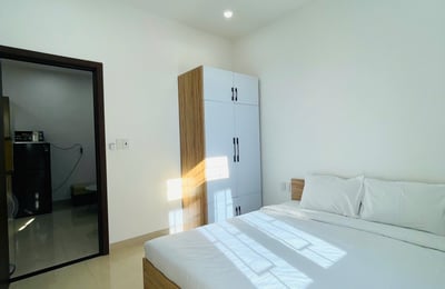 Vermietung einer neuen, möblierten Wohnung mit Flussblick, Da Nang, Vietnam