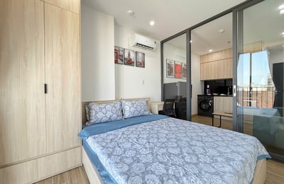 Rent a modern, furnished apartment near the beach, Da Nang, Vietnam
