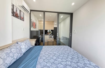 Rent a modern, furnished apartment near the beach, Da Nang, Vietnam