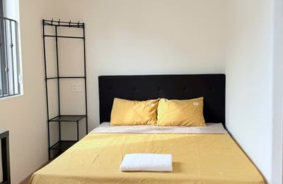 Rent a bright, furnished studio near the beach, Da Nang, Vietnam